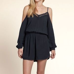 NWOT Hollister Dana Strands Cold Shoulder Romper